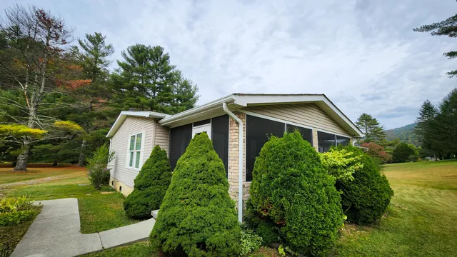 $330,000 | 1015 Bolars Draft Road, Warm Springs, VA 24484