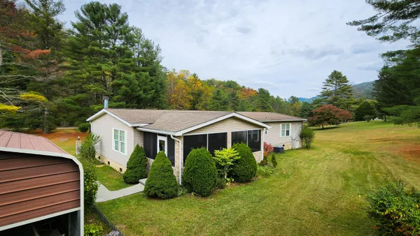 $330,000 | 1015 Bolars Draft Road, Warm Springs, VA 24484