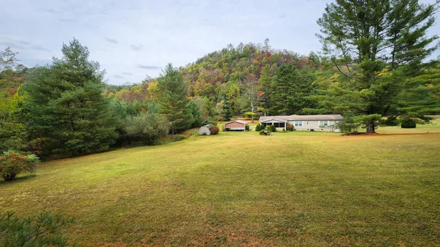 $330,000 | 1015 Bolars Draft Road, Warm Springs, VA 24484