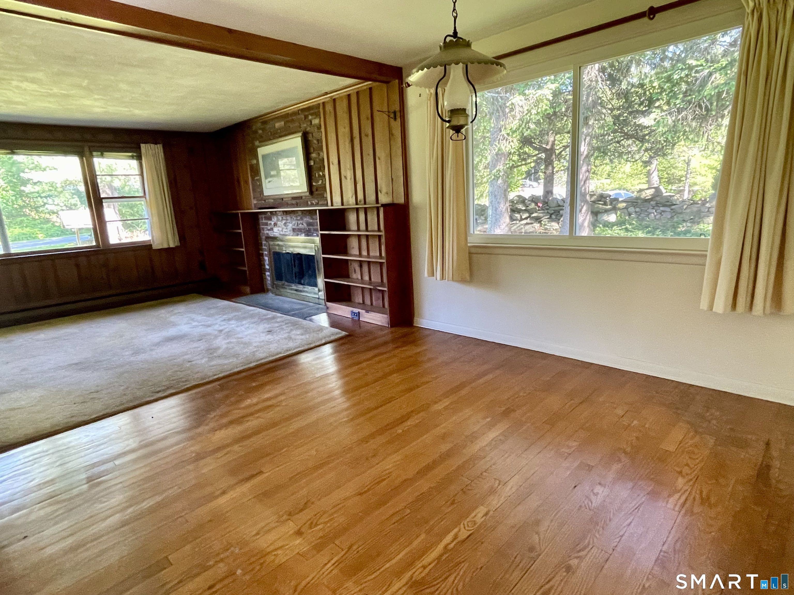 9 Apple Lane Redding, CT 06896 - Photo 18 of 39 Dining Room has large double window