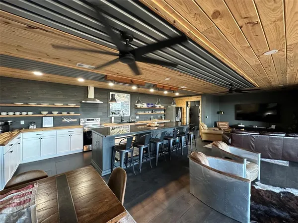 $850,000 | 18800 Us Highway, Strawn, TX 76475