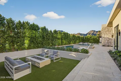 $9,180,000 | 6535 North 40th Place, Paradise Valley, AZ 85253