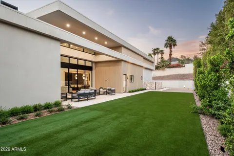$9,180,000 | 6535 North 40th Place, Paradise Valley, AZ 85253