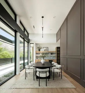 $9,180,000 | 6535 North 40th Place, Paradise Valley, AZ 85253
