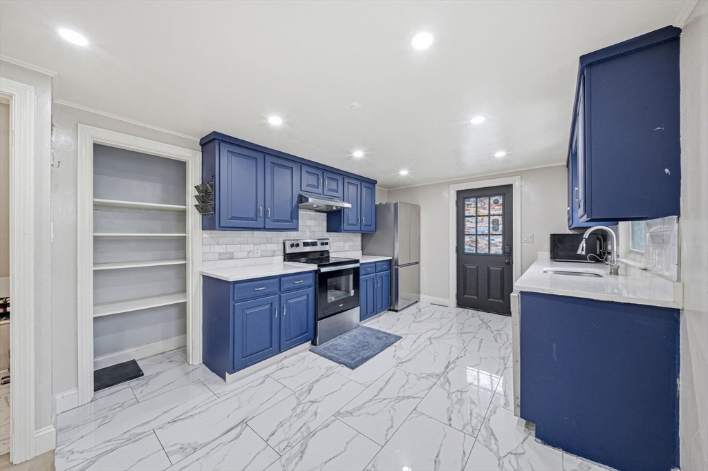 14 Lewis Road Randolph, MA 02368 - Photo 10 of 42