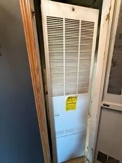 $170,000 | 607 East Spring Street, Highland, KS 66035