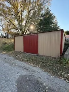 $170,000 | 607 East Spring Street, Highland, KS 66035