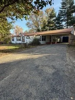 $170,000 | 607 East Spring Street, Highland, KS 66035