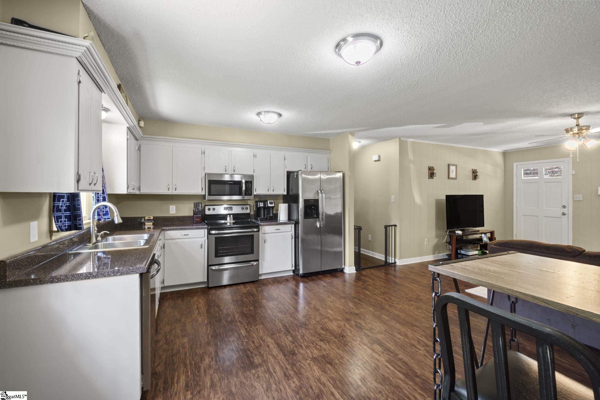 25 Owens Road Taylors, SC 29687 - Photo 9 of 31 Gallery Image 9