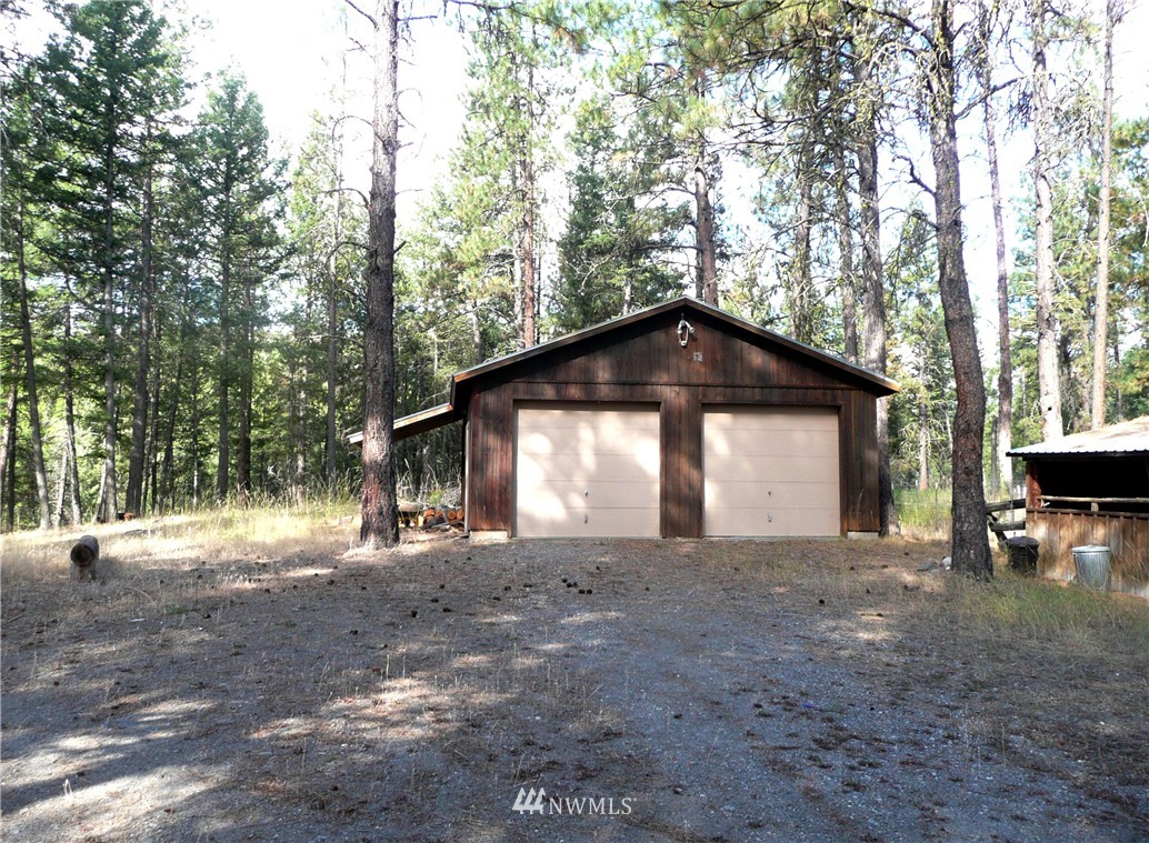 28 Old Blacks Beach Road Republic, WA 99166 - Photo 12 of 13