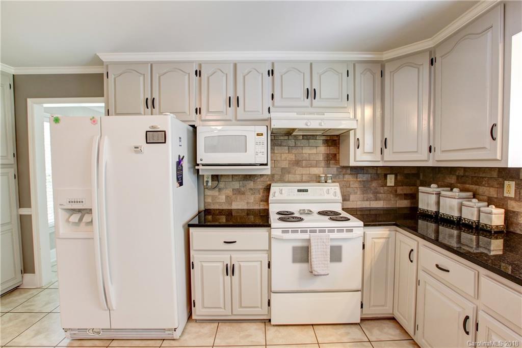 15675 Silver Road Oakboro, NC 28129 - Photo 9 of 24 Gallery Image 9
