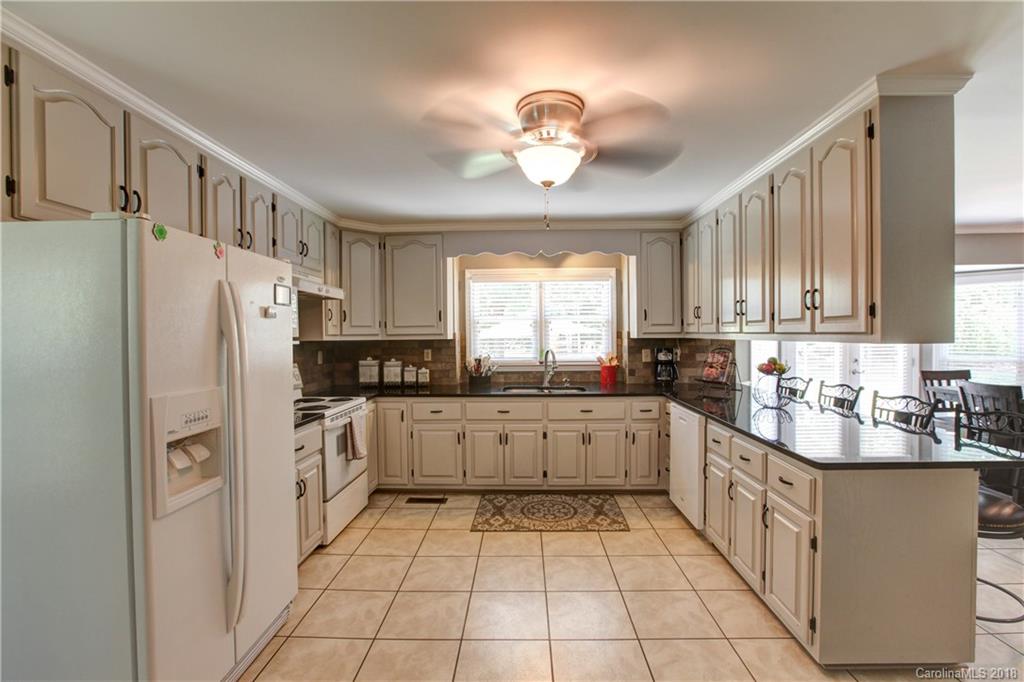 15675 Silver Road Oakboro, NC 28129 - Photo 10 of 24 Gallery Image 10