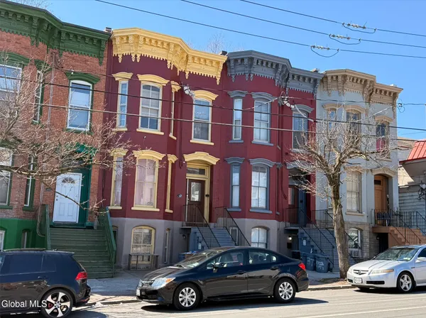 $399,000 | 370 Clinton Avenue, Albany, NY 12206