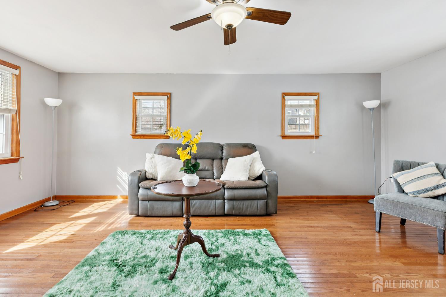 32 Glenville Road Edison, NJ 08817 - Photo 11 of 25