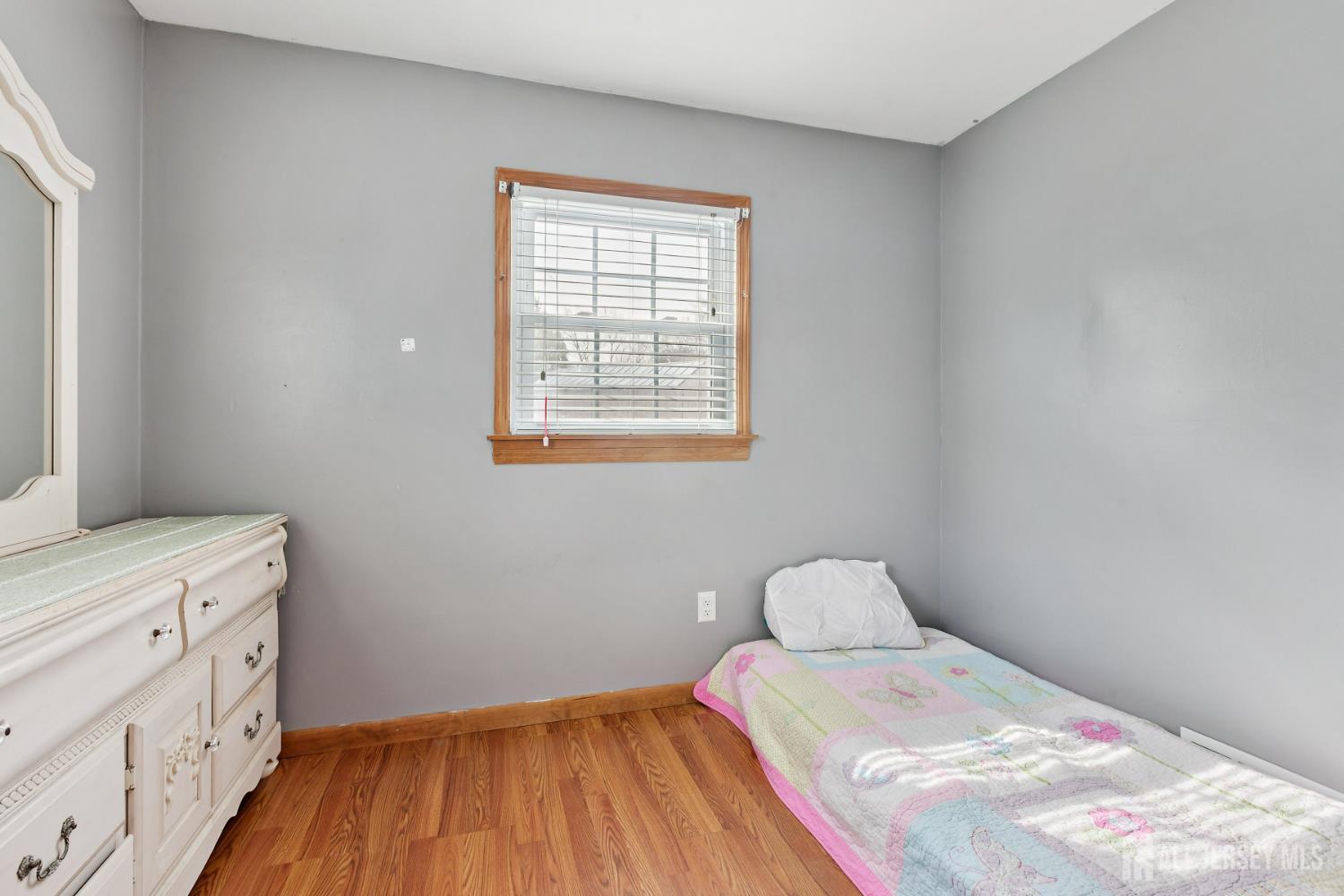 32 Glenville Road Edison, NJ 08817 - Photo 16 of 25