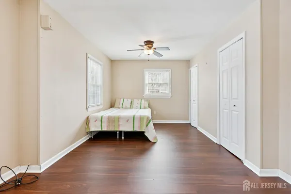 $649,999 | 32 Glenville Road, Edison, NJ 08817