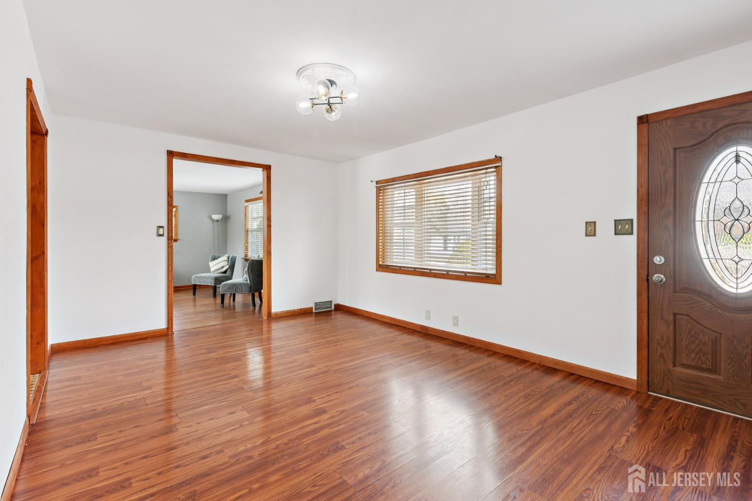 32 Glenville Road Edison, NJ 08817 - Photo 7 of 25