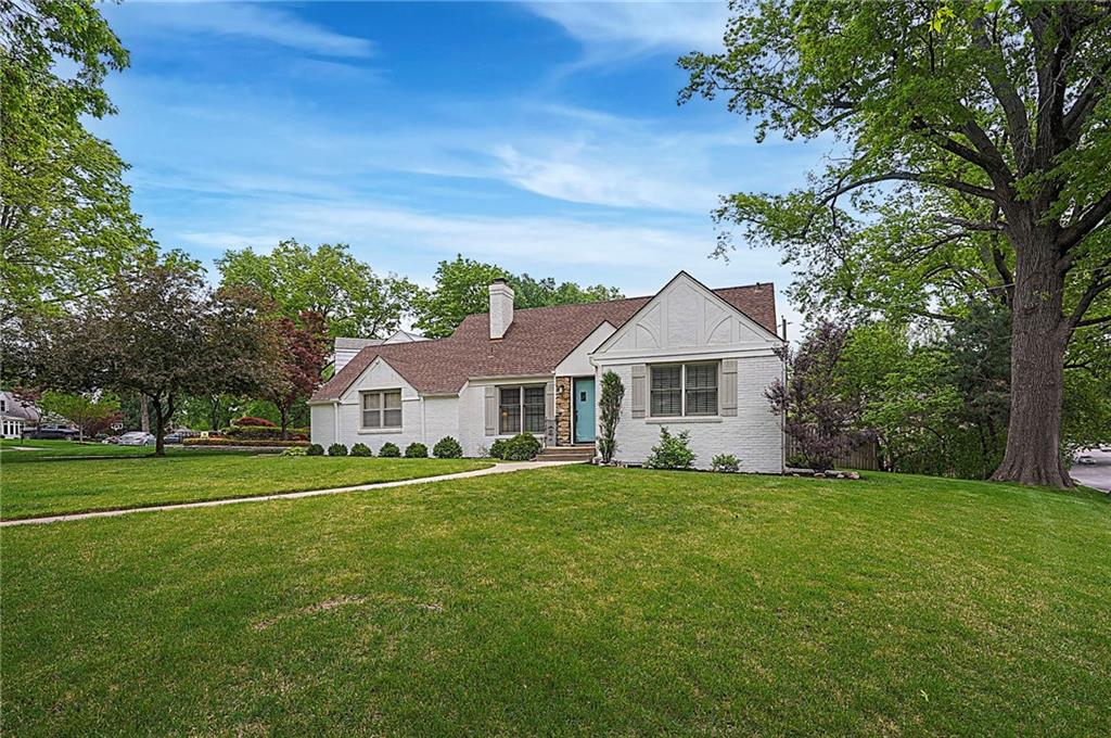 5401 Canterbury Road Fairway, KS 66205 - Photo 2 of 43