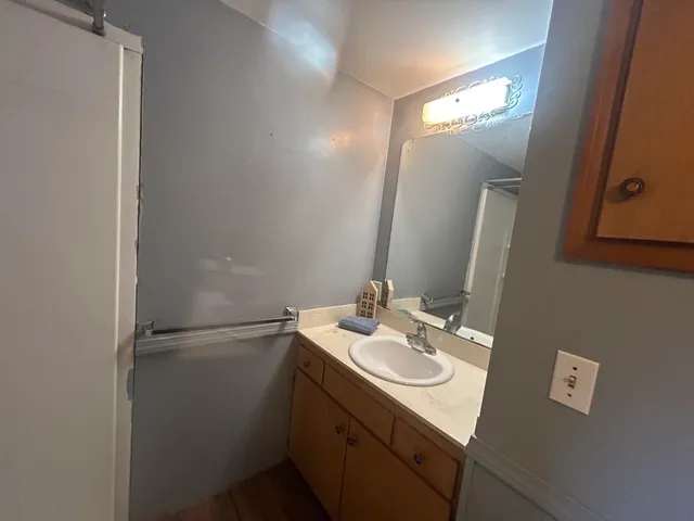 $50,000 | 2140 Banner Drive Southwest, Wyoming, MI 49509