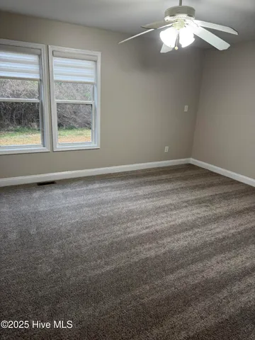 $1,750 | 124 Norris Road, Swansboro, NC 28584