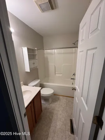 $1,750 | 124 Norris Road, Swansboro, NC 28584