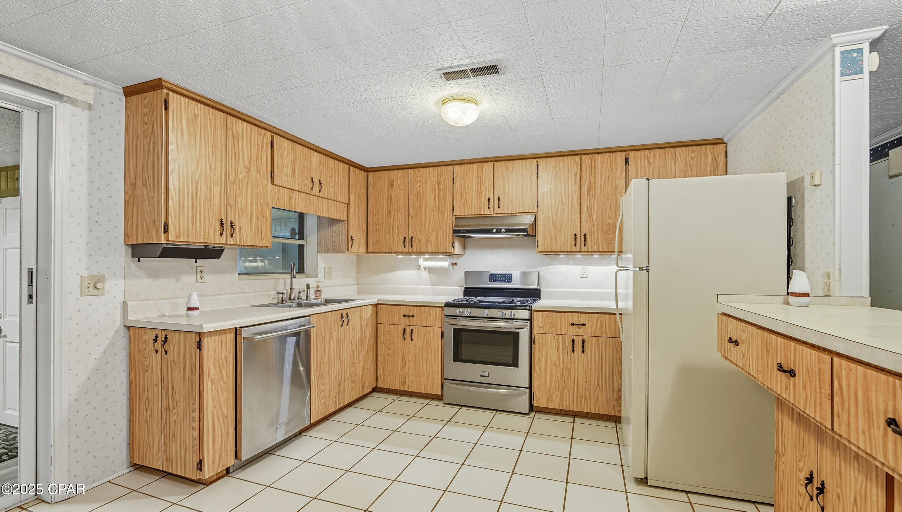 1730 Firetower Road Chipley, FL 32428 - Photo 7 of 49