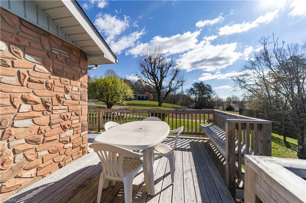 1463 Cb Eller School Road Elkin, NC 28621 - Photo 24 of 50 Gallery Image 24