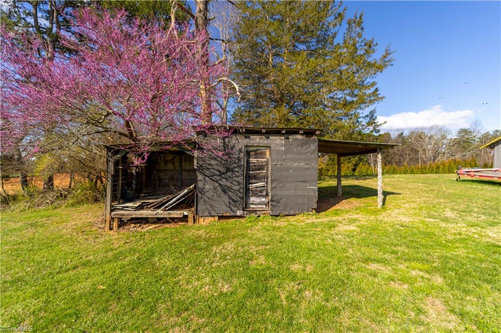 1463 Cb Eller School Road Elkin, NC 28621 - Photo 29 of 50 Gallery Image 29