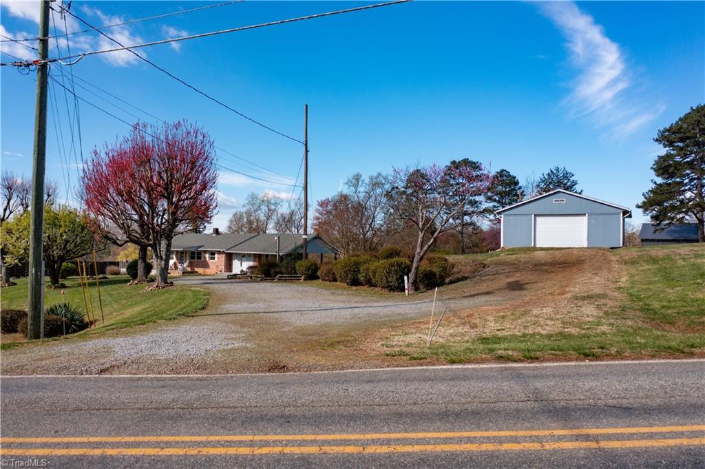 1463 Cb Eller School Road Elkin, NC 28621 - Photo 34 of 50 Gallery Image 34
