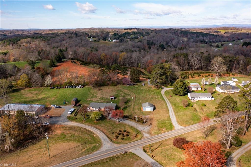 1463 Cb Eller School Road Elkin, NC 28621 - Photo 41 of 50 Gallery Image 41