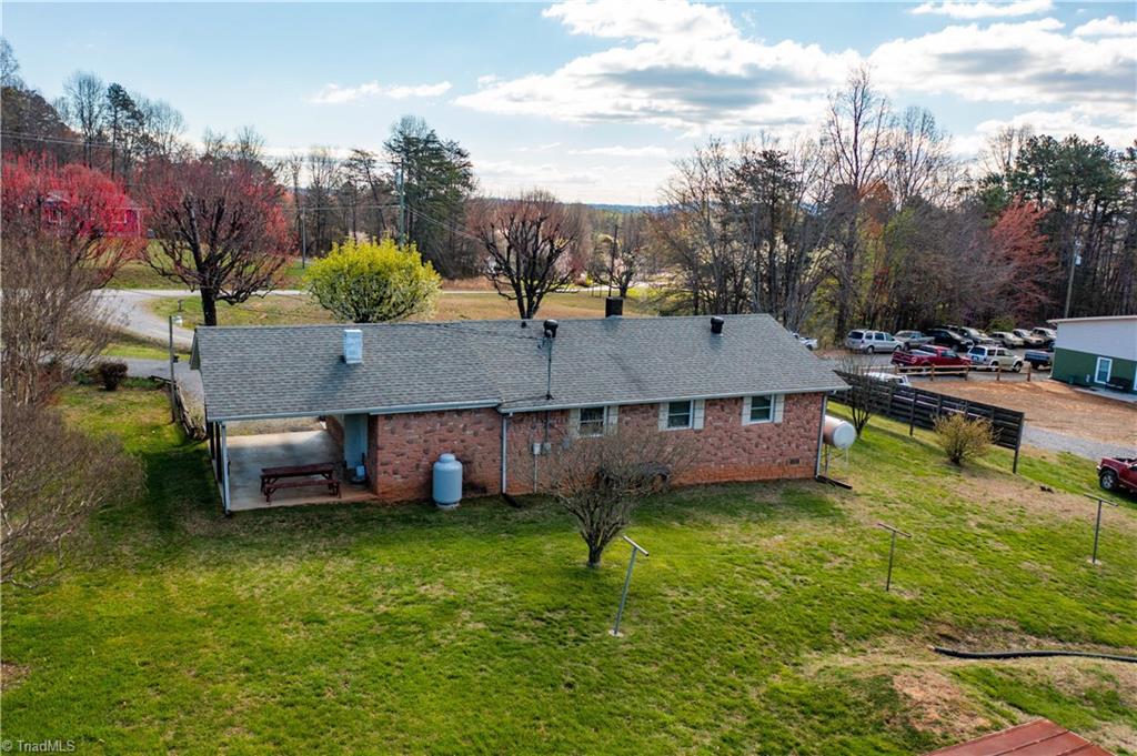 1463 Cb Eller School Road Elkin, NC 28621 - Photo 44 of 50 Gallery Image 44