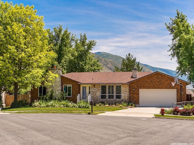1220 East Raymond Road Fruit Heights, UT 84037 - Photo 1 of 1