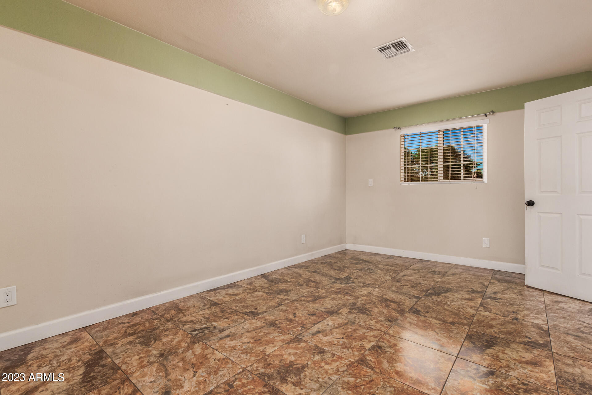 2321 West Osborn Road Phoenix, AZ 85015 - Photo 16 of 29 19 - Osborn