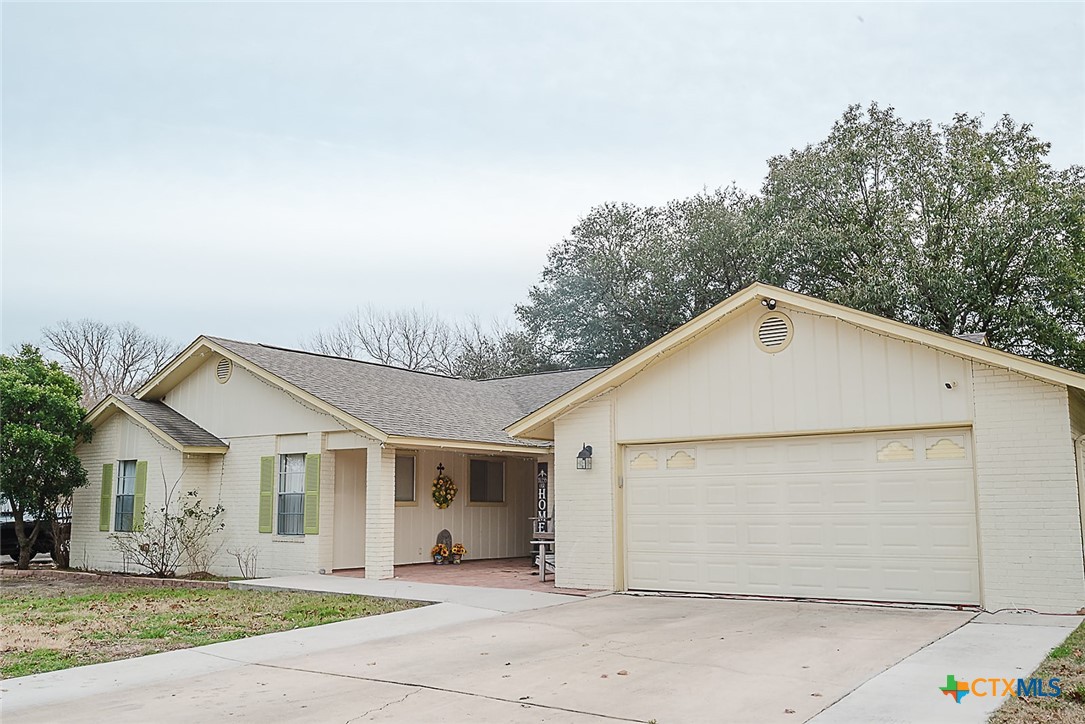 1551 Willow Creek Road Seguin, TX 78155 - Photo 2 of 35