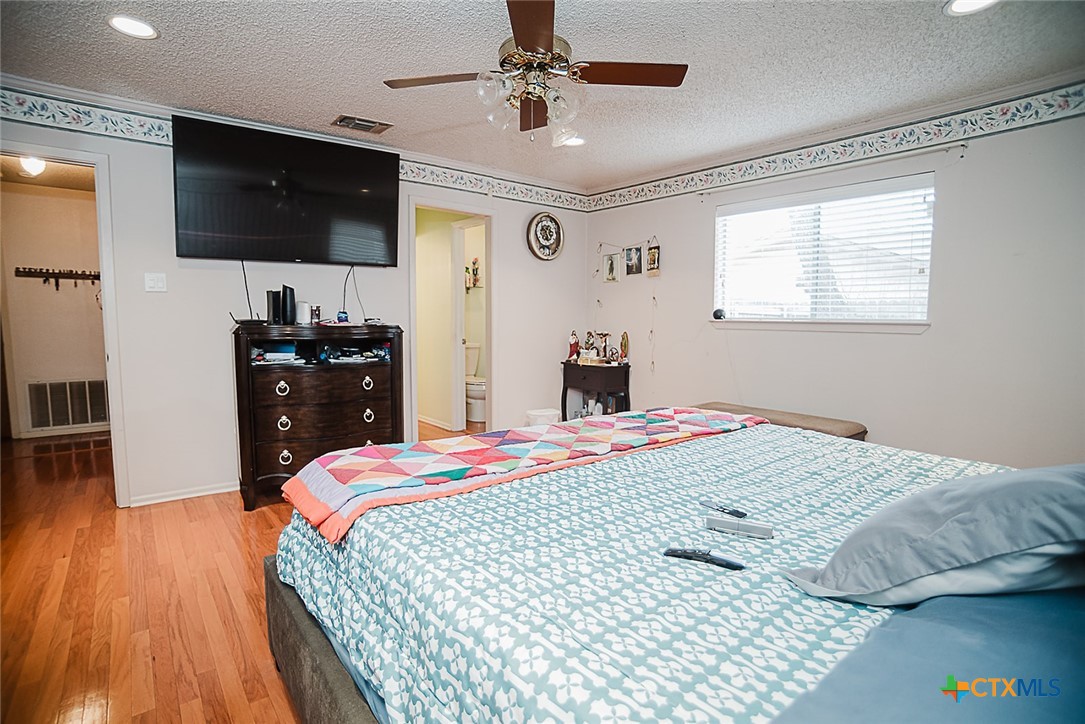 1551 Willow Creek Road Seguin, TX 78155 - Photo 29 of 35