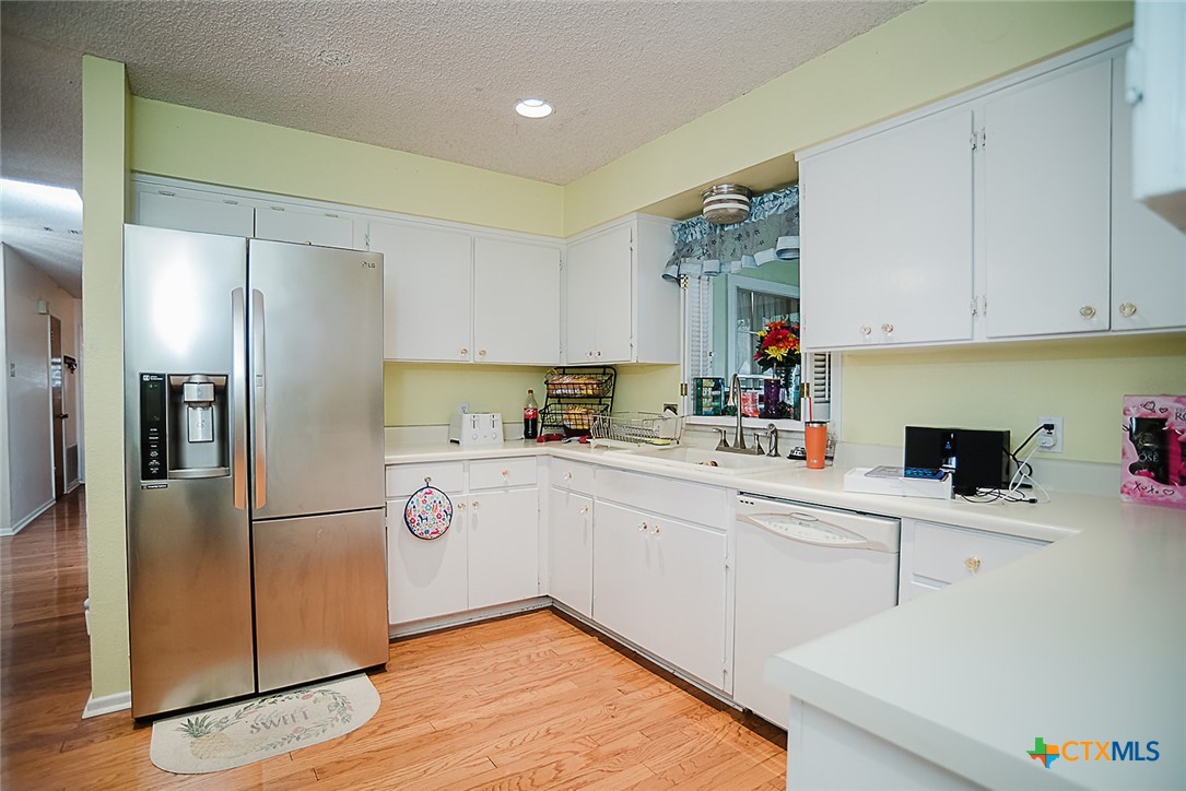 1551 Willow Creek Road Seguin, TX 78155 - Photo 8 of 35