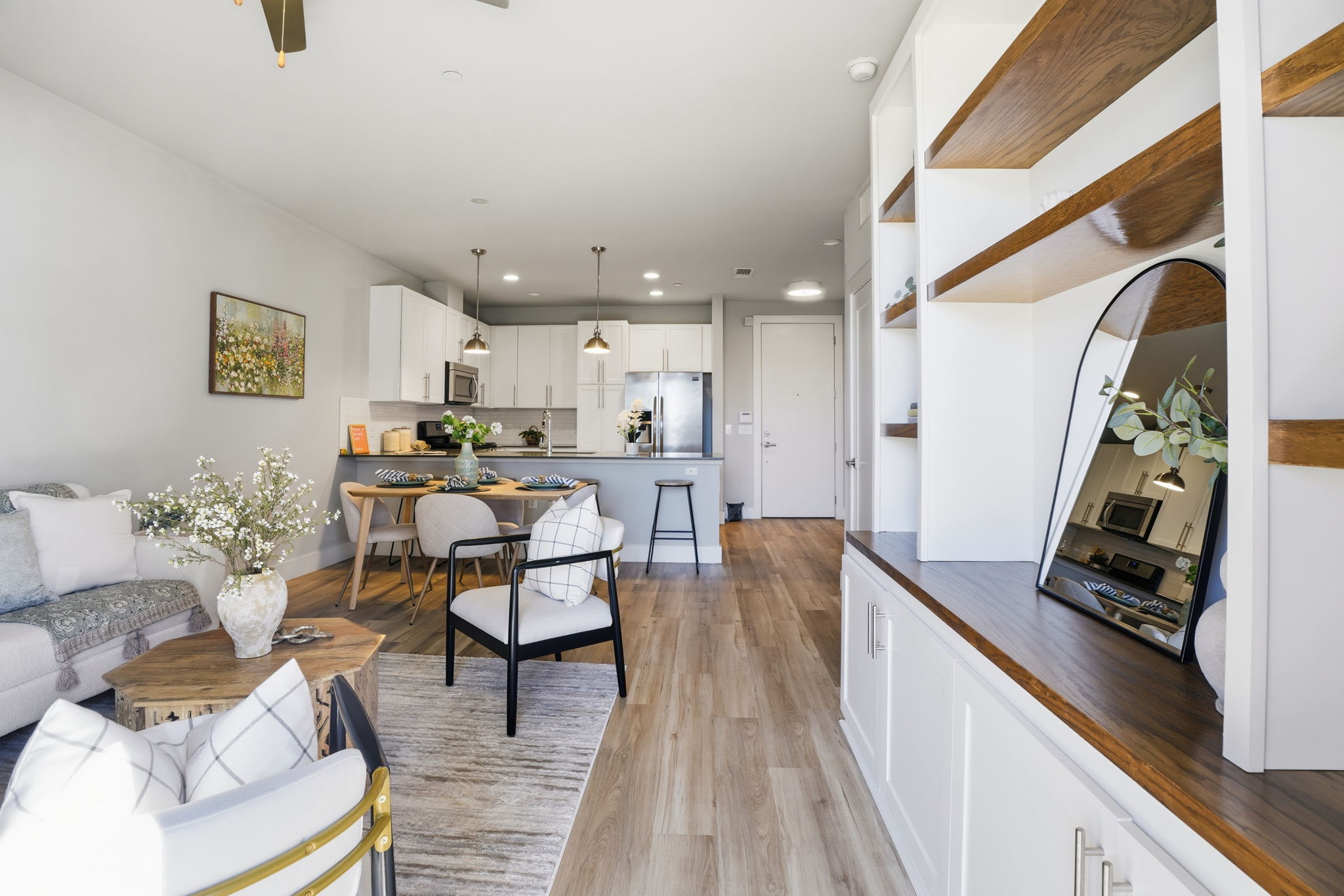 2805 Dulce Lane, Unit 1002 Austin, TX 78704 - Photo 5 of 23 Living area with light wood-style floors, a ceiling fan, and recessed lighting