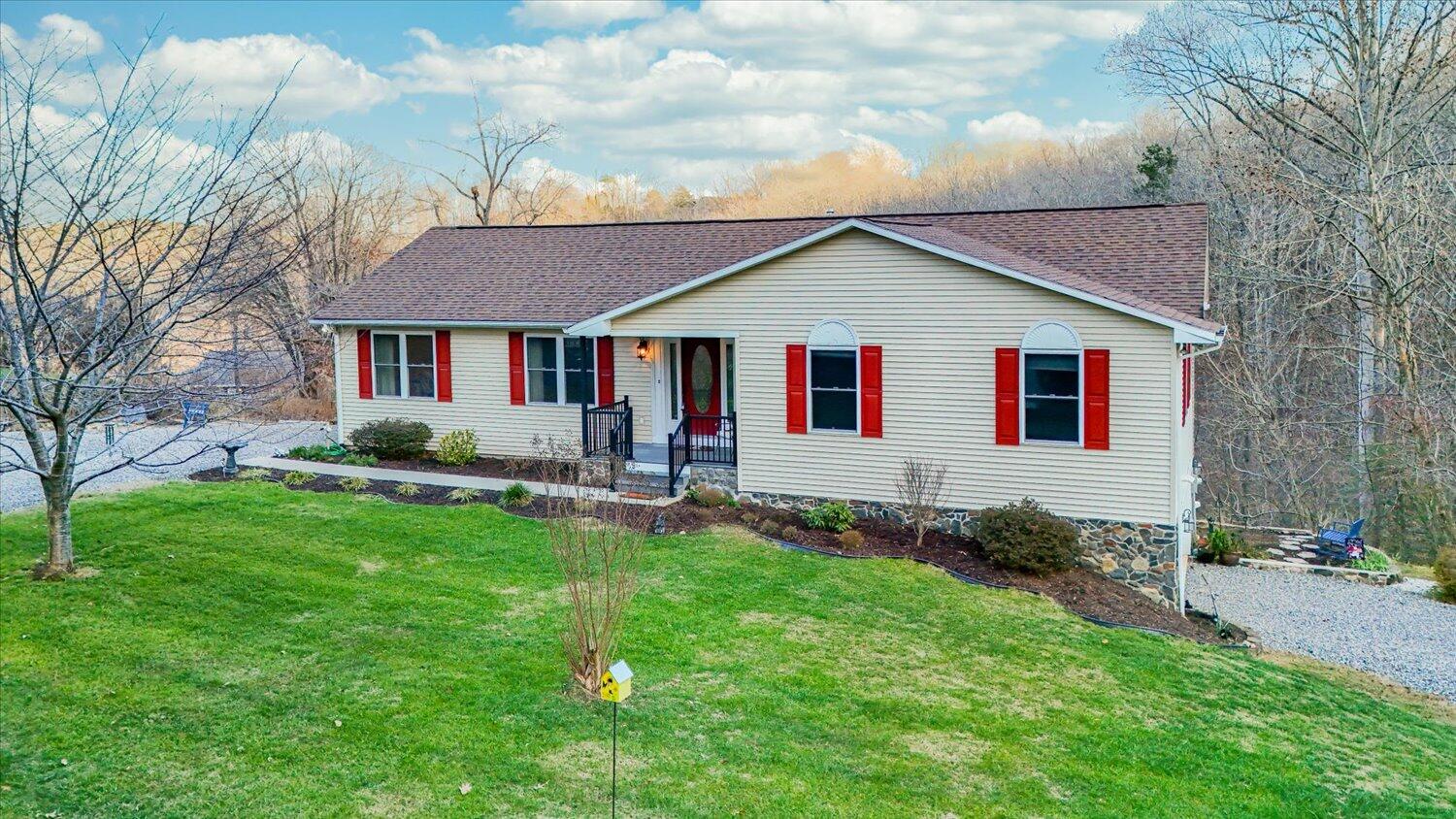 230 Forest Edge Road Wirtz, VA 24184 - Photo 4 of 46 34-230 Forest Edge aerials-2