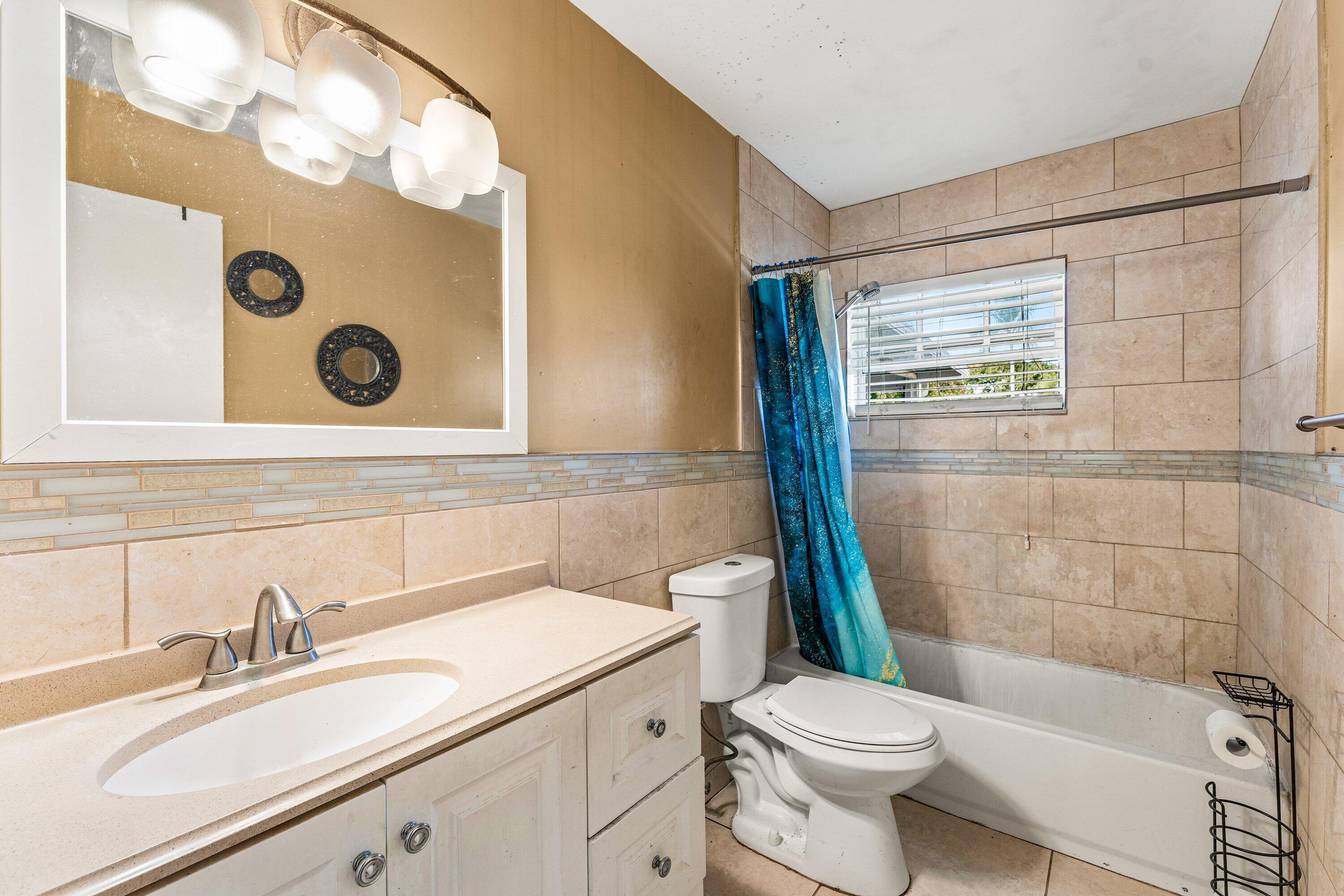 330 West 22nd Court Riviera Beach, FL 33404 - Photo 12 of 34 Bathroom