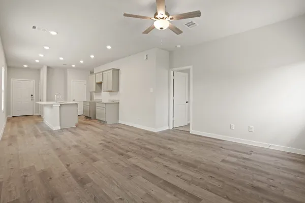 $199,900 | 426 Harrison Hope Drive, Highlands, TX 77562
