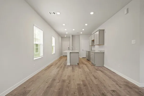 $199,900 | 426 Harrison Hope Drive, Highlands, TX 77562
