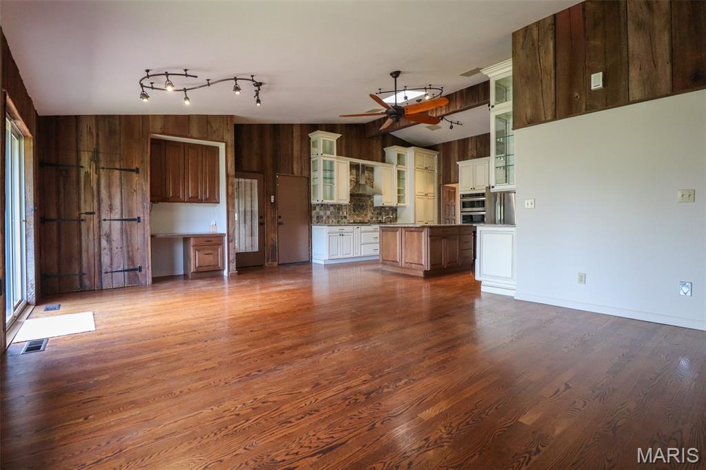 10 Kings Pond Road Glendale, MO 63122 - Photo 12 of 57