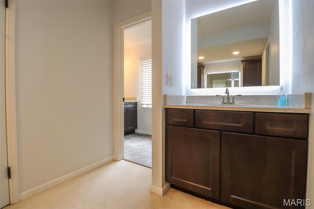 10 Kings Pond Road Glendale, MO 63122 - Photo 30 of 57