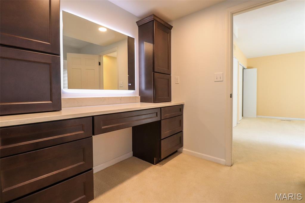 10 Kings Pond Road Glendale, MO 63122 - Photo 31 of 57