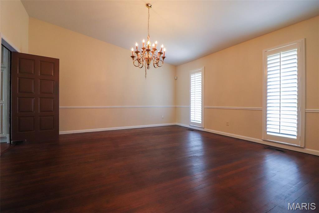 10 Kings Pond Road Glendale, MO 63122 - Photo 7 of 57