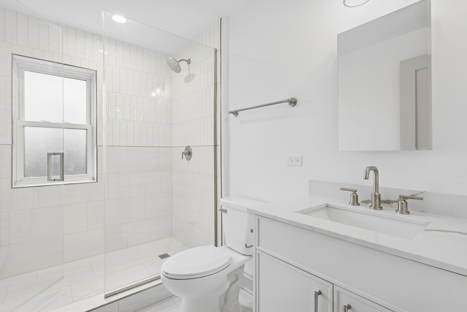 Undisclosed Address Evanston, IL 60202 - Photo 20 of 28