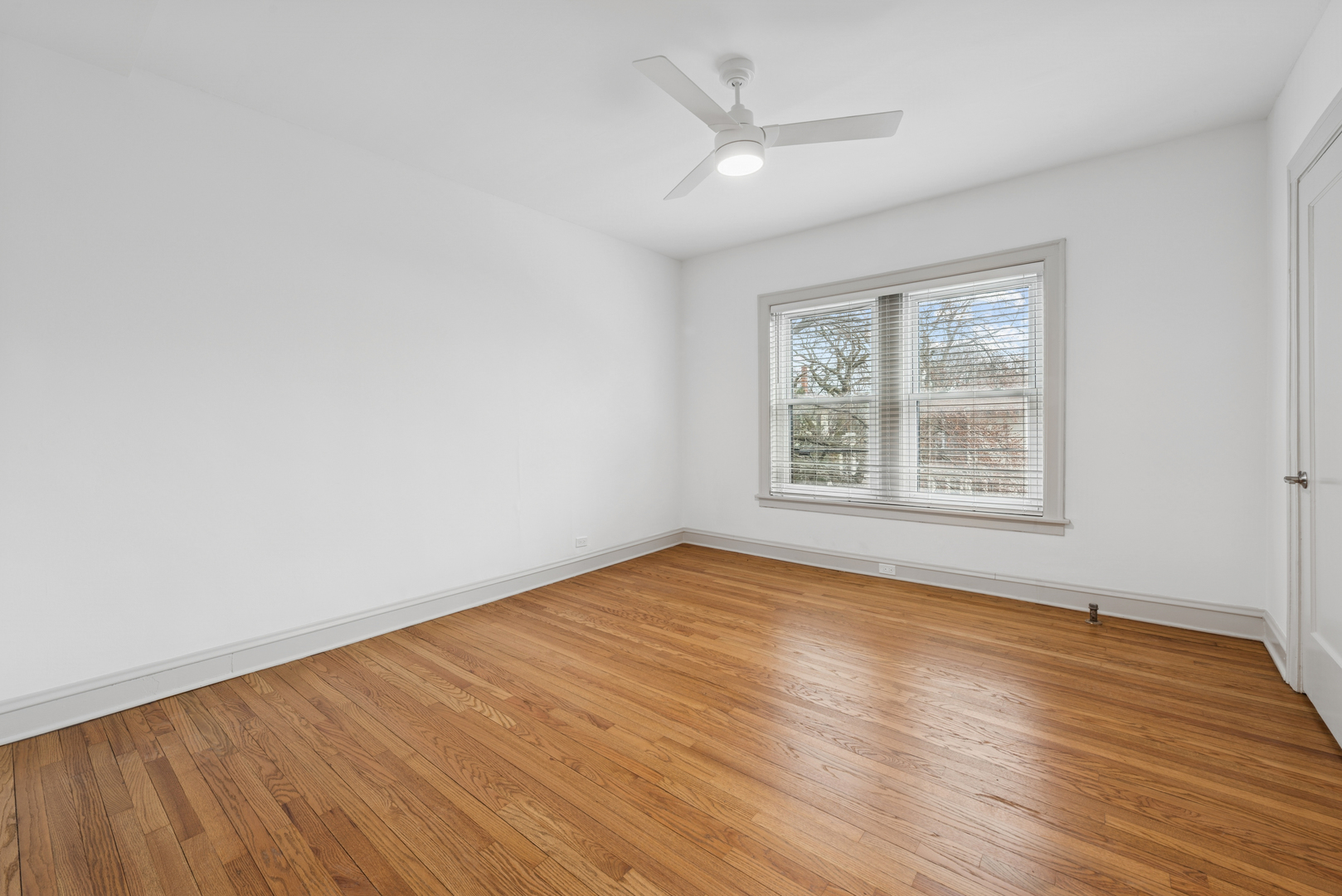 Undisclosed Address Evanston, IL 60202 - Photo 21 of 28