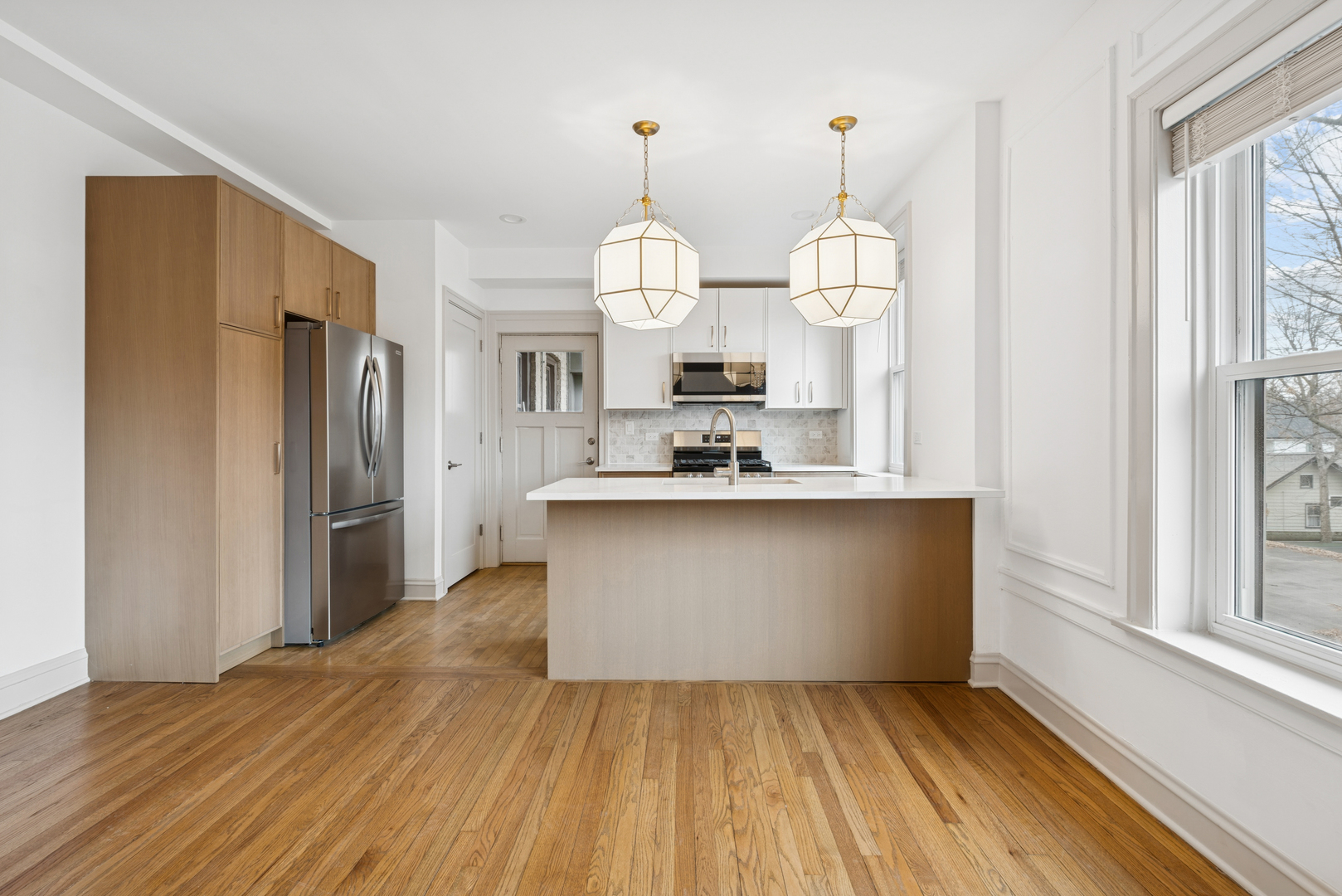 Undisclosed Address Evanston, IL 60202 - Photo 10 of 28