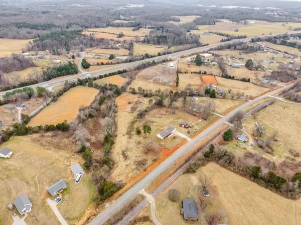 $499,900 | 6985 McMinnville Highway, Doyle, TN 38559