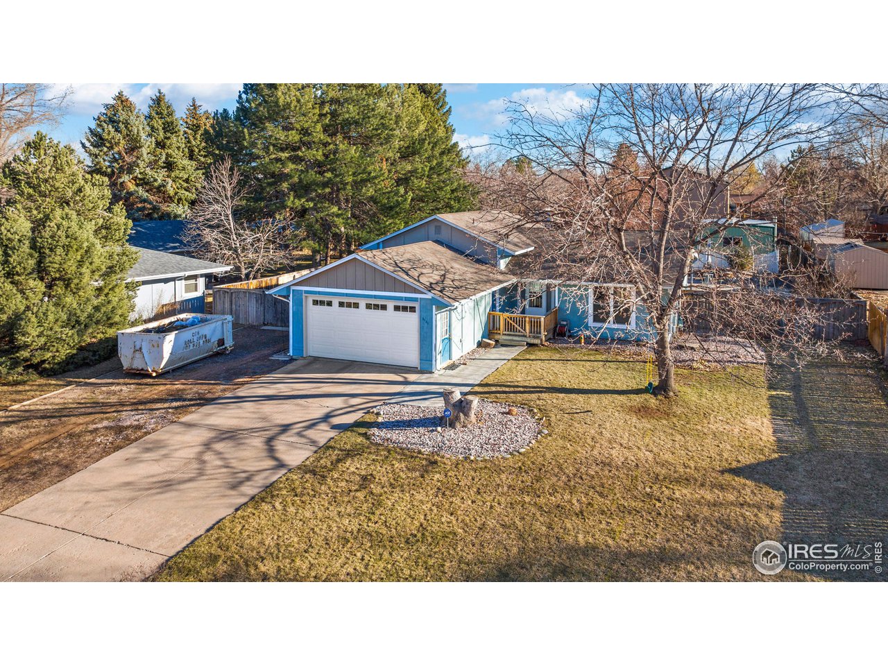 2121 Springfield Drive Fort Collins, CO 80521 - Photo 2 of 35 Large Front Yard